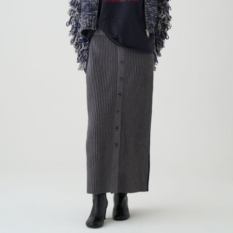 【Boutique Ordinary】Button-Slit Knit Skirt
