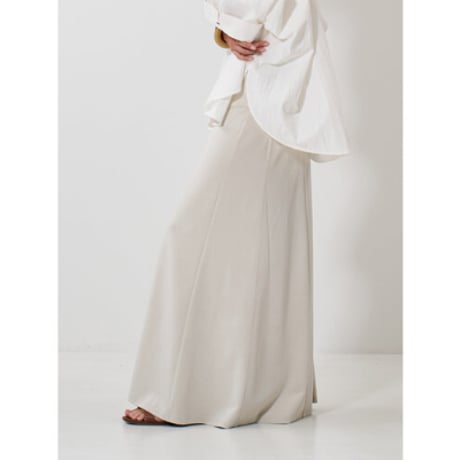 【YENN】FIBRIL JERSEY SKIRT　納期：2026年2月上旬～3月上旬