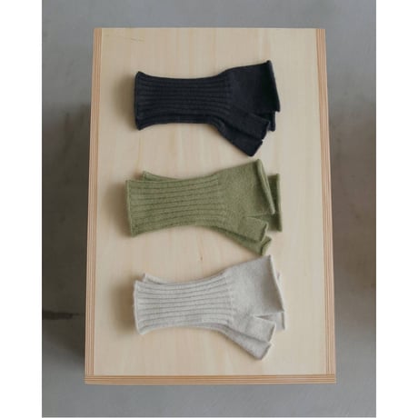 【anuke】Rib Knit Glove　※納期12月上旬～1月上旬
