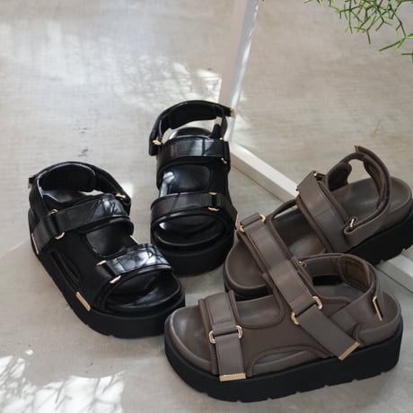 【ATELIER BRUGGE】Velcro strap plat form sandals