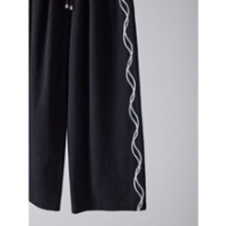 【YENN】 CODE EMBRO PANTS　納期：2026年2月上旬～3月上旬