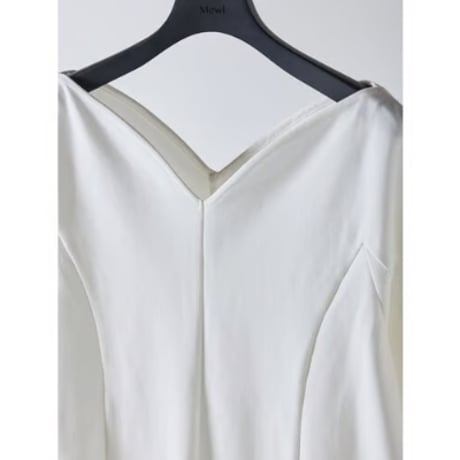 【Mewl】ﾊｰﾄｶｯﾄﾎﾟﾝﾁTOPS