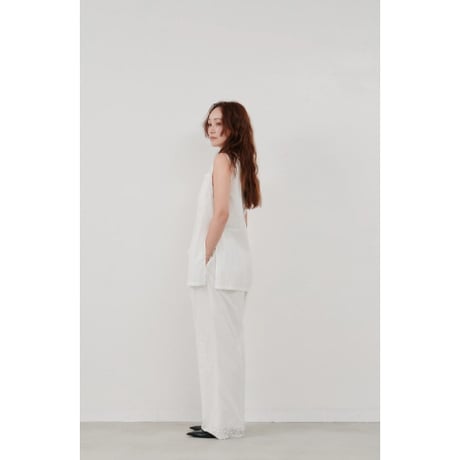 【Hella】embroidery pocket shirt　※納期5月中旬〜6月中旬