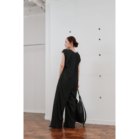 【Hella】gather neck combinaison　※納期5月中旬〜6月中旬