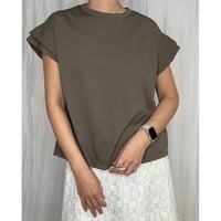 【PRIORITY】パテッドショルダーTシャツ