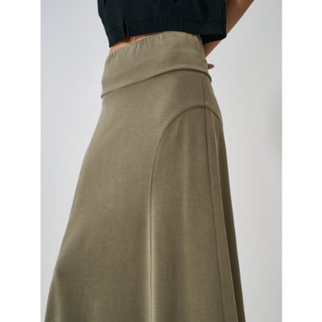 【YENN】FIBRIL JERSEY SKIRT　納期：2026年2月上旬～3月上旬
