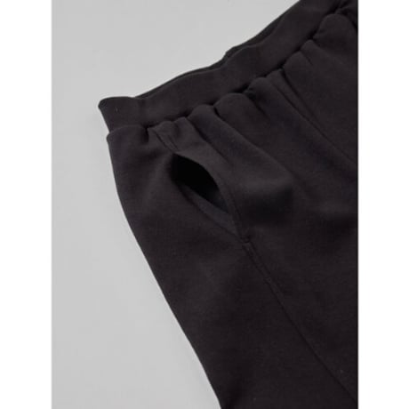 新色再販✨【YENN】KNEE TUCK SWEAT PT