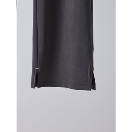 【YENN】 SIDE SLIT SLACKS　納期：2026年2月上旬～3月上旬