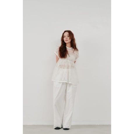 【Hella】embroidery easy pants　※納期5月中旬〜6月中旬