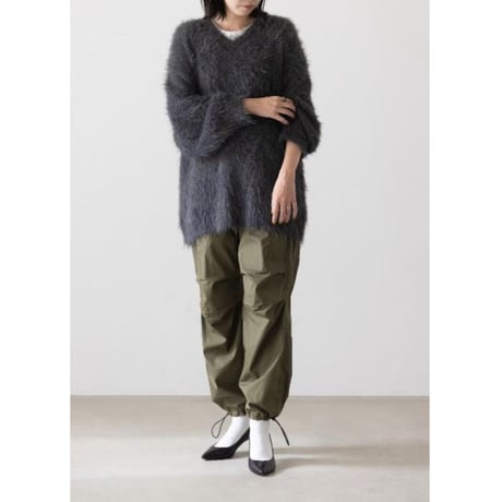 【タシケント】Feather yarn Vneck pullover