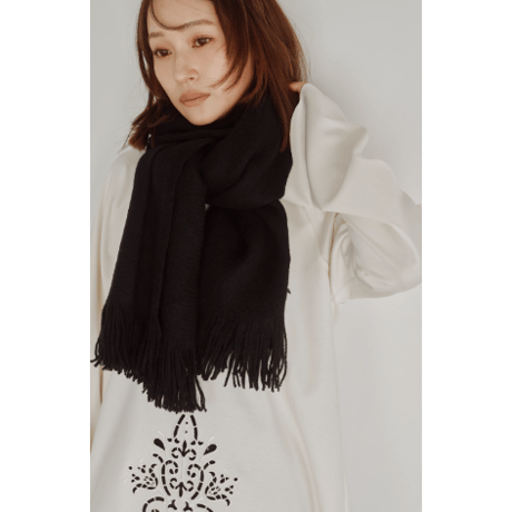 【Hella】Shaggy Stole　※納期11月上旬～12月上旬