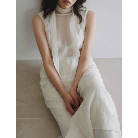 【anuke】Embroidery Sleeveless Onepiece　※納期8月中旬～9月中旬