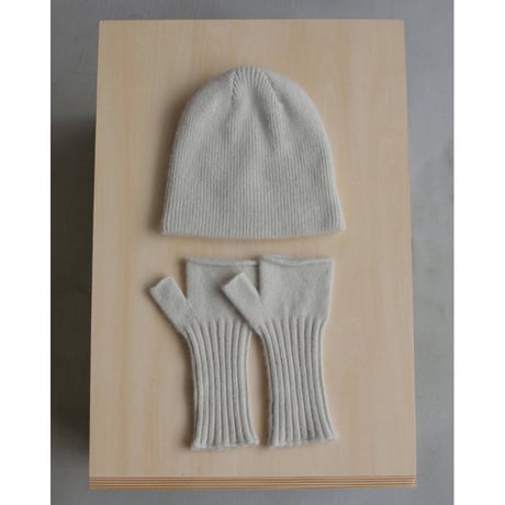 【anuke】Raccoon Knit Beanie　※納期12月上旬～1月上旬