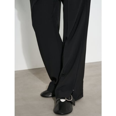 【YENN】SIDE SLIT SLACKS※納期9/上〜9/中