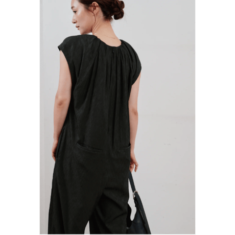 【Hella】gather neck combinaison　※納期5月中旬〜6月中旬