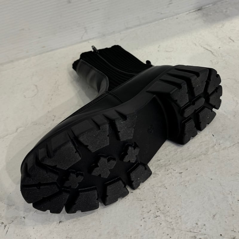 【23区】本日限定セール！新品タグ付き！今季リブニット ブーツ 24H 23区】新品タグ付き！今季リブニット ブーツ 24H ブラック - メルカリ