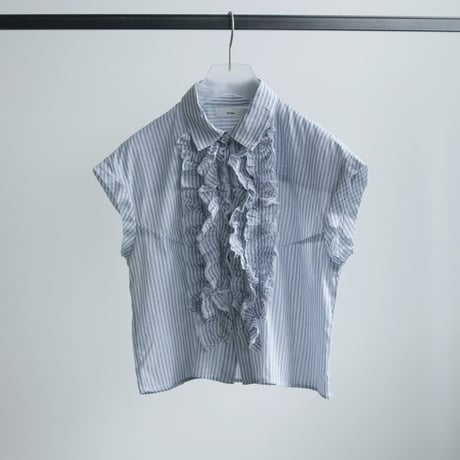 【anuke】Sleeveless Frill Blouse  ＊