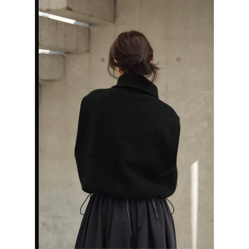 Hella】WOOL HIGHNECK VEST | selectshop kusukusu