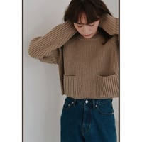 【Hella】cropped knit pullover ※納期10下〜11下