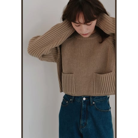 【Hella】cropped knit pullover ※納期10下〜11下