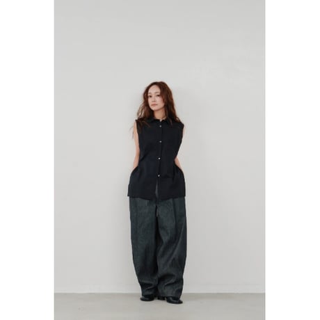 【Hella】embroidery pocket shirt　※納期5月中旬〜6月中旬