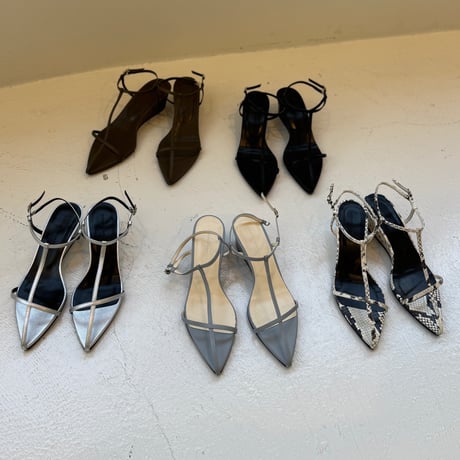 限定先行販売【ATELIER BRUGGE】Tストラップサンダル