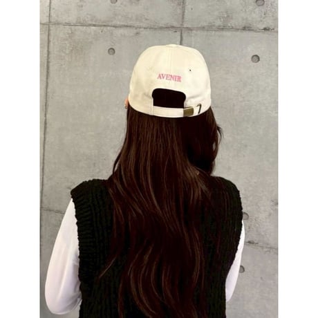 【ROSIEE】AVENIRバック刺繍キャップ