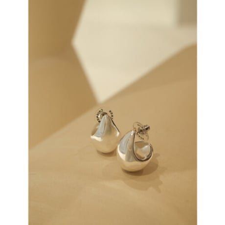 【CHIGNON】ﾎﾞﾘｭｰﾑﾄﾞﾛｯﾌﾟﾋﾟｱｽ