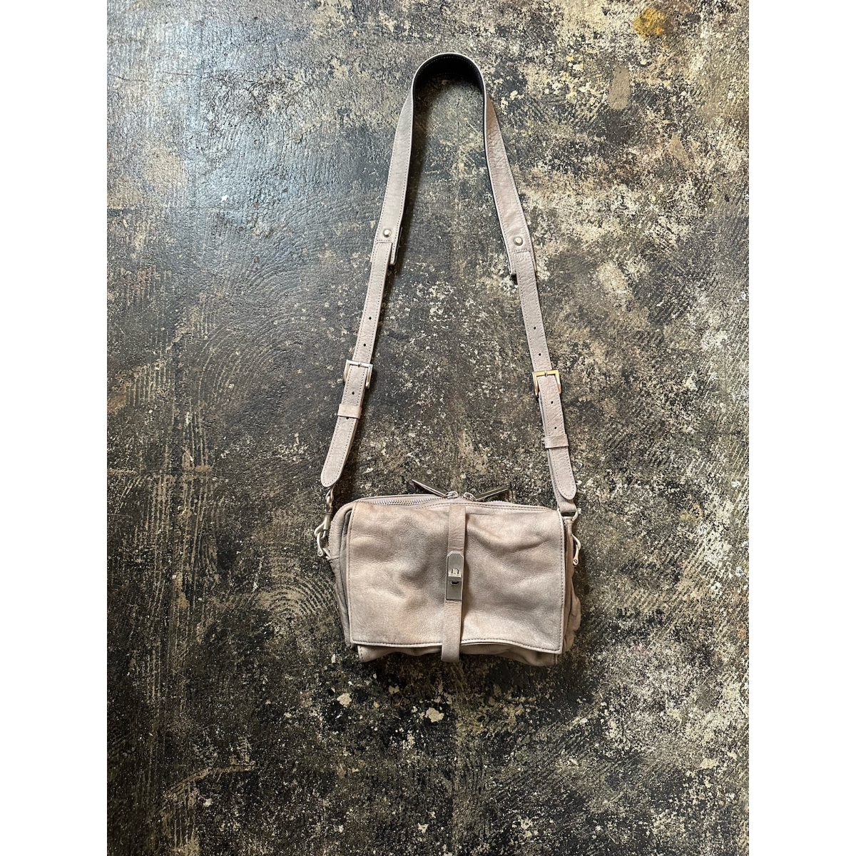 M.U.L.】ショルダーバッグ ※納期2~5月 | selectshop kusukusu M.U.L.】ショルダーバッグ ※納期2~5月 | selectshop kusukusu