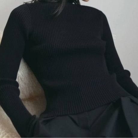 【anuke】Slit Turtle Knit　※納期11月上旬～12月上旬
