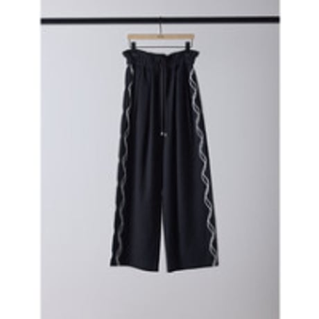 【YENN】 CODE EMBRO PANTS　納期：2026年2月上旬～3月上旬