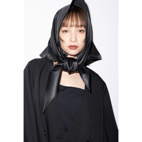 【MARGAUX VINTAGE】フェイクレザースカーフ