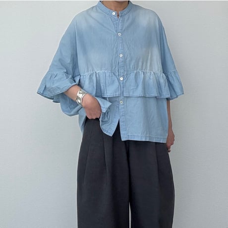 【kusukusu限定】CYAN TOKYO シア―デニムフリルシャツ