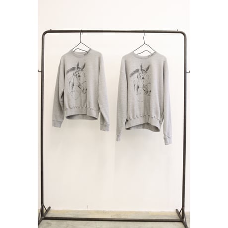 【LE MELANGE】ホースプリント クルーネックスウェット　 ※納期9月上旬～10月上旬