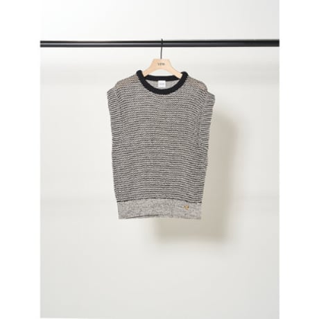 【YENN】PADDING NECK KNIT
