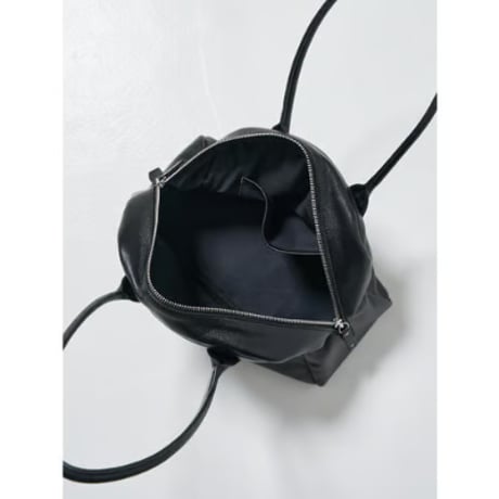 【YENN】 MEDIUM BOWLING BAG