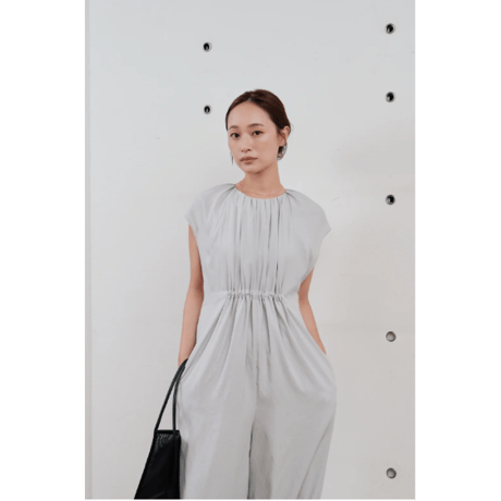 【Hella】gather neck combinaison　※納期5月中旬〜6月中旬
