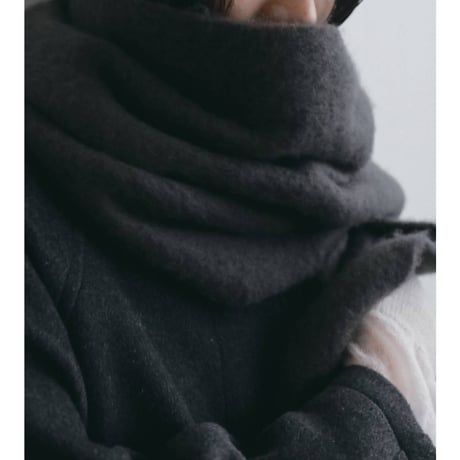 【anuke】Soft Fringe Stole　※納期11月上旬～12月上旬