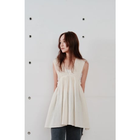 【Hella】cotton crepe gather top　※納期5月中旬〜6月中旬