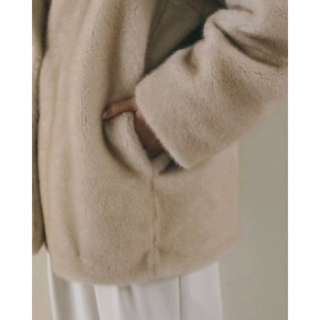 【anuke】Eco Minkfur Jacket　※納期11月下旬～12月下旬