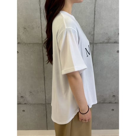 【ROSIEE】ロゴプリントTシャツ
