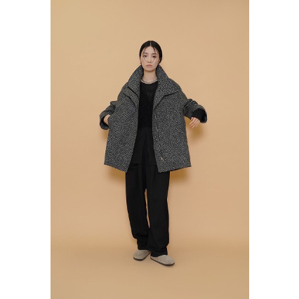 KUUです新品未使用CYANTOKYO ヘリンボーン柄ウール混紡ジャケット CYANTOKYO ヘリンボーン柄ウール混紡ジャケット シアントーキョー