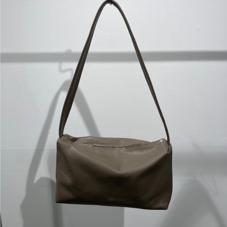 【blancle】S.LEATHER SQUARE SHORT SH