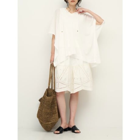 【CHIGNON】ｼｱｰﾒｯｼｭﾎﾟﾝﾁｮTOPS