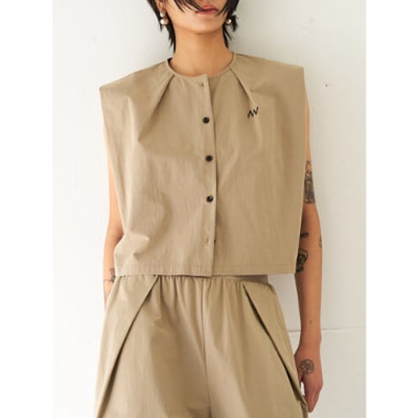 【YENN】SLEEVELESS SHIRT