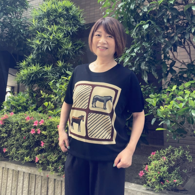 前後お馬さんつきトップス（ブラックのみ） | Midum ミドゥム