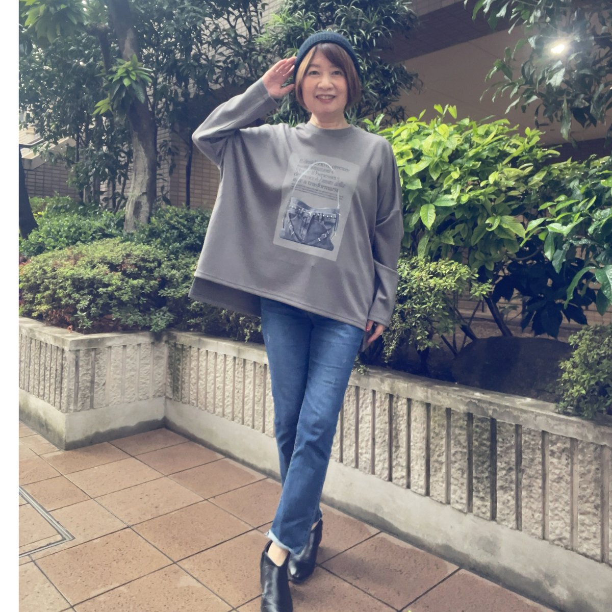 バック柄つきボンディングトップス（グレーのみ） | Midum ミドゥム