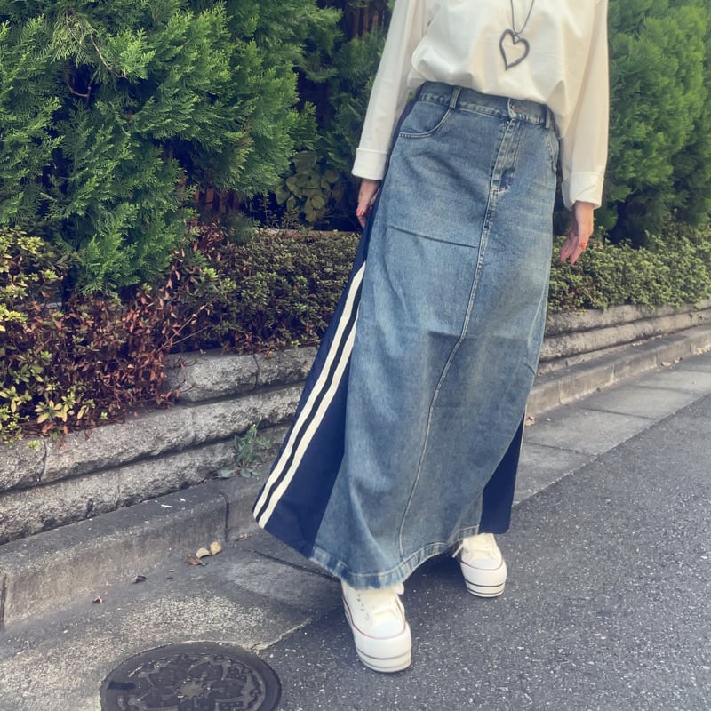 ライン入りデニムドッキングスカート（ネイビーのみ） | Midum ミドゥム