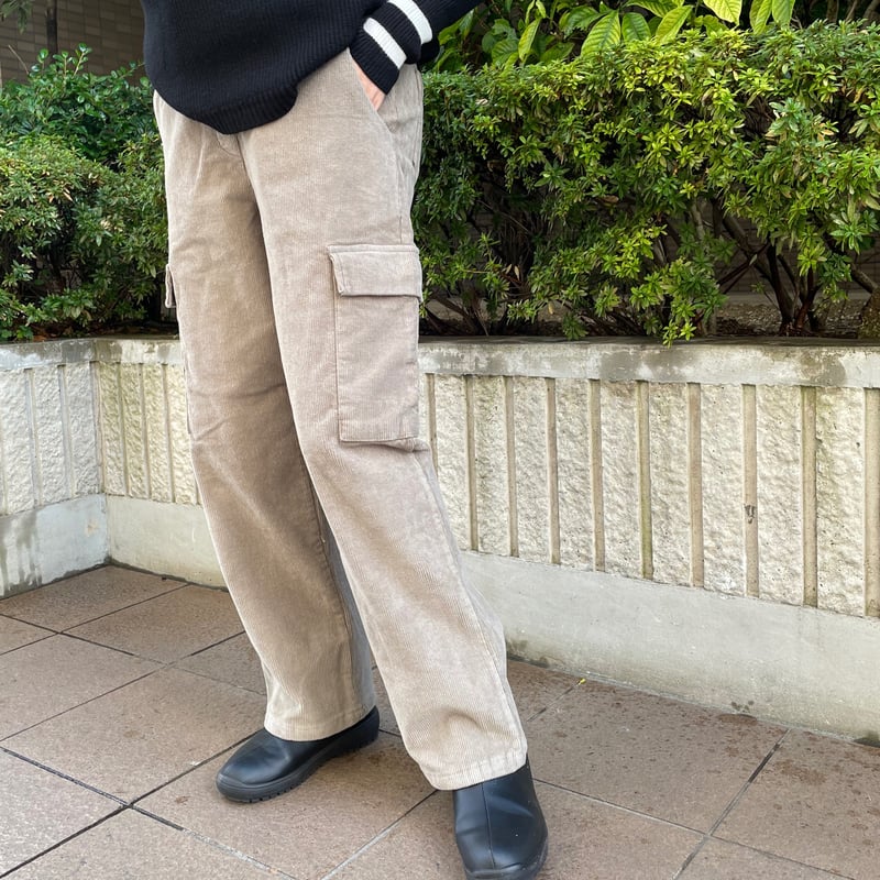 カーゴコーデュロイパンツ（ベージュ） | Midum ミドゥム