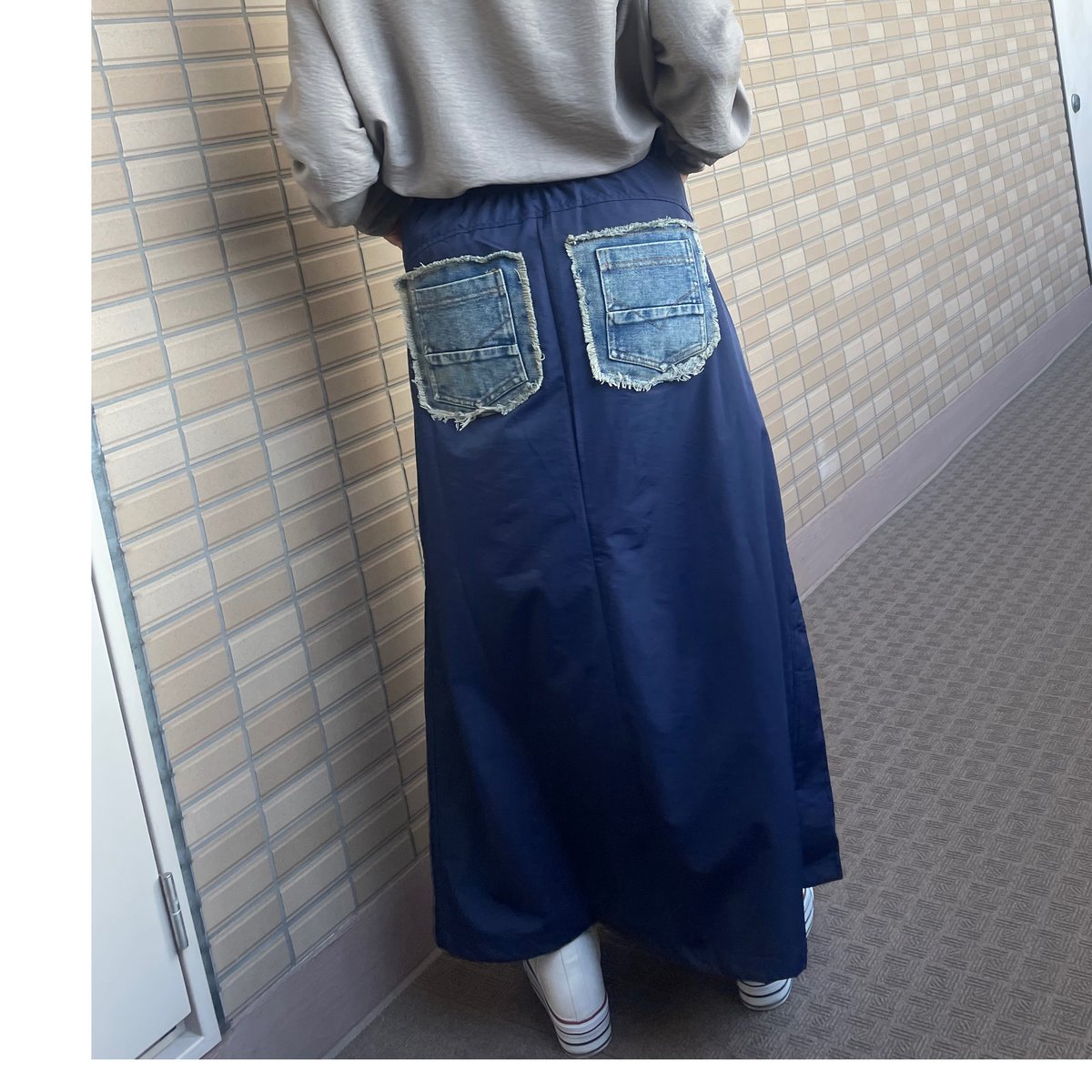 ライン入りデニムドッキングスカート（ネイビーのみ） | Midum ミドゥム